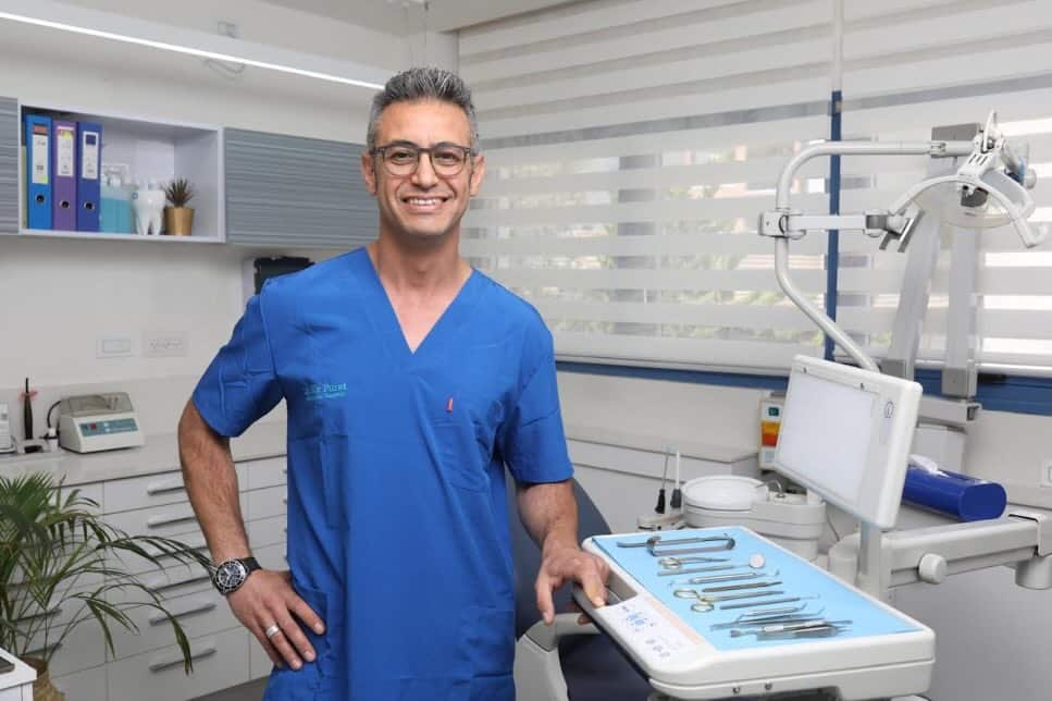 ד"ר ניר פורת, מומחה בכירורגיית פה ולסת
